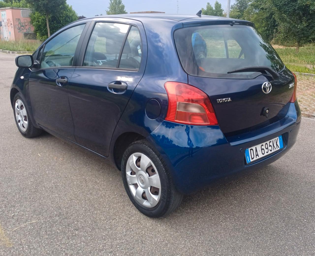 Toyota Yaris 1.3 5 porte Sol