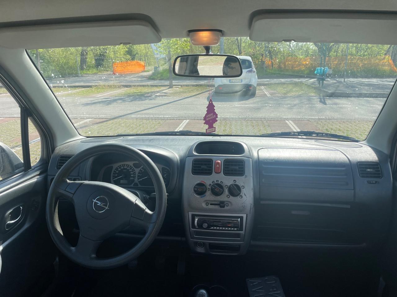 OPEL AGILA 1.0 BENZINA/GPL NEOPATENTATI 180.000 KM ANNO 2007.