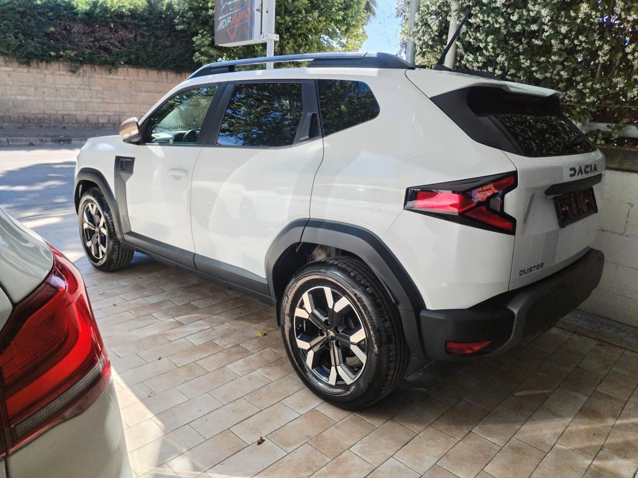 Dacia Duster Eco-G 100 CV Extreme
