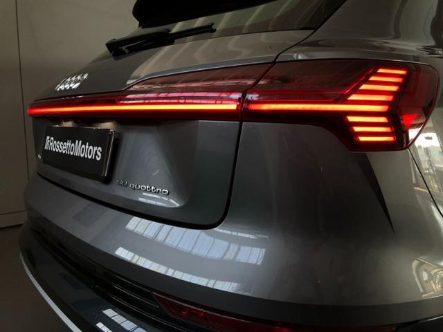 AUDI e-tron quattro
