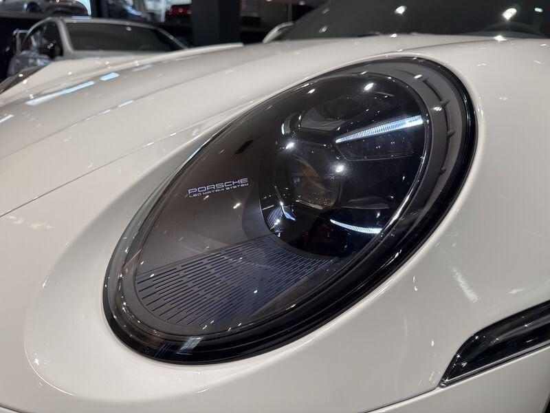 Porsche 911 Coupe 3.7 Turbo S auto