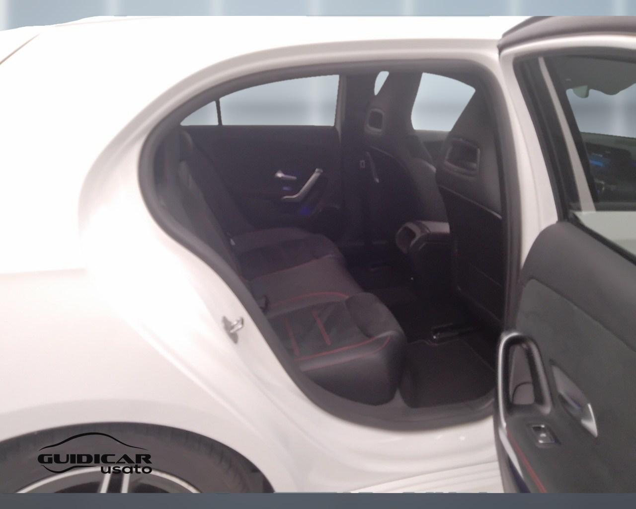 Mercedes-Benz Classe A - W177 2018 - A 180 d Premium auto