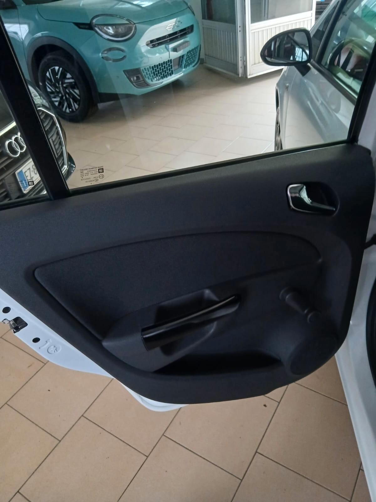 Opel Corsa 1.2 85CV 5 porte GPL-TECH Edition