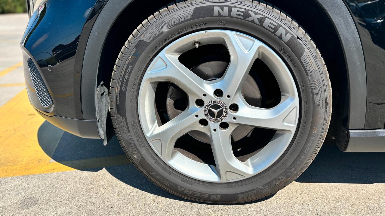 Mercedes-benz GLA 180 Premium