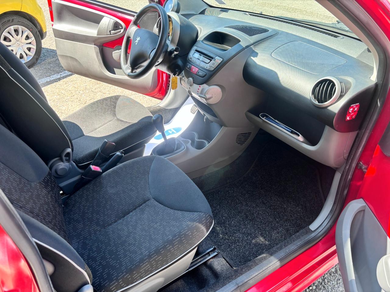 Peugeot 107 1.0 68CV 3p. Plaisir UNICO PROPRIETARIO