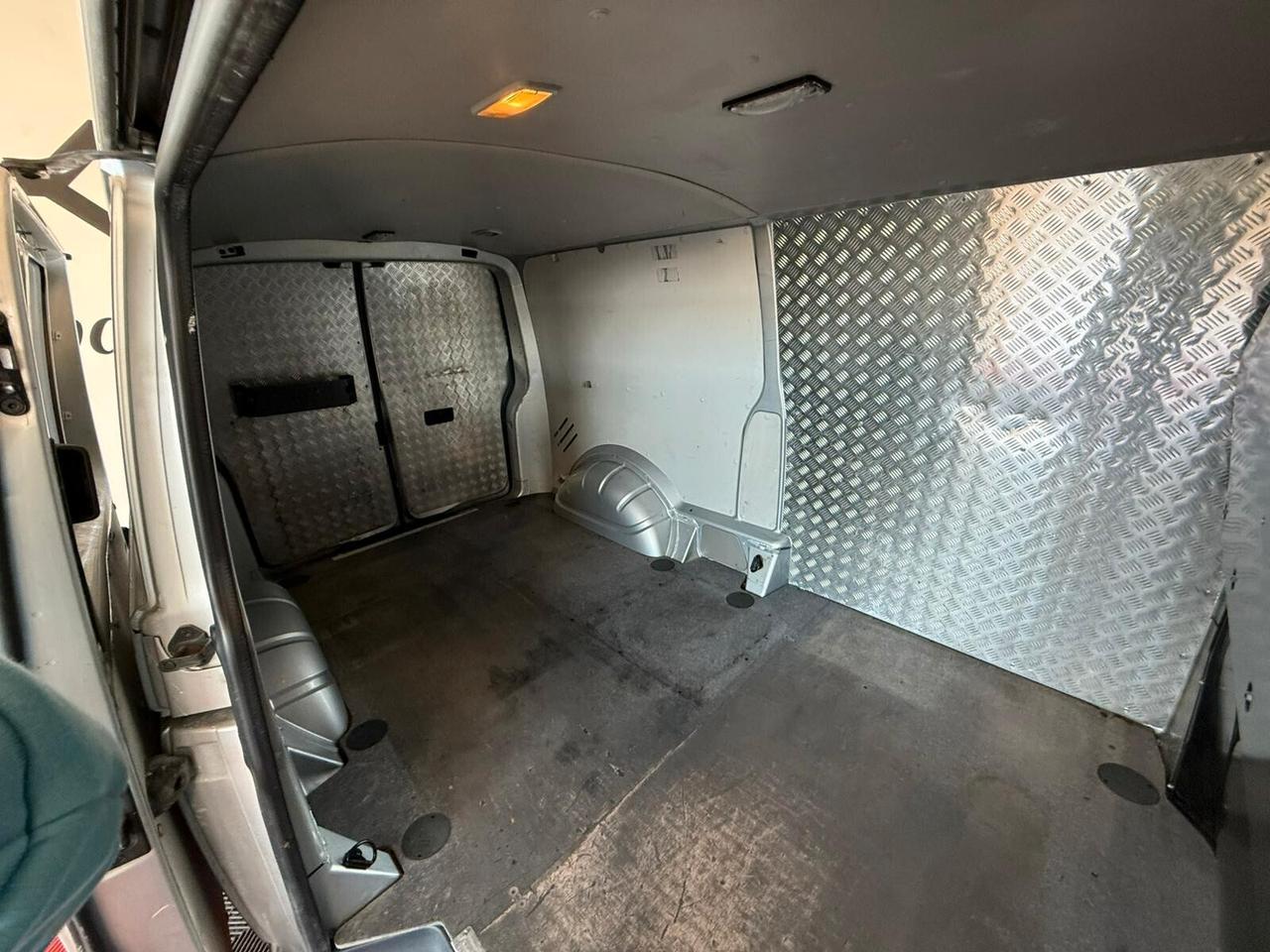 Volkswagen Transporter 2.0 TDI 102CV PC Furgone