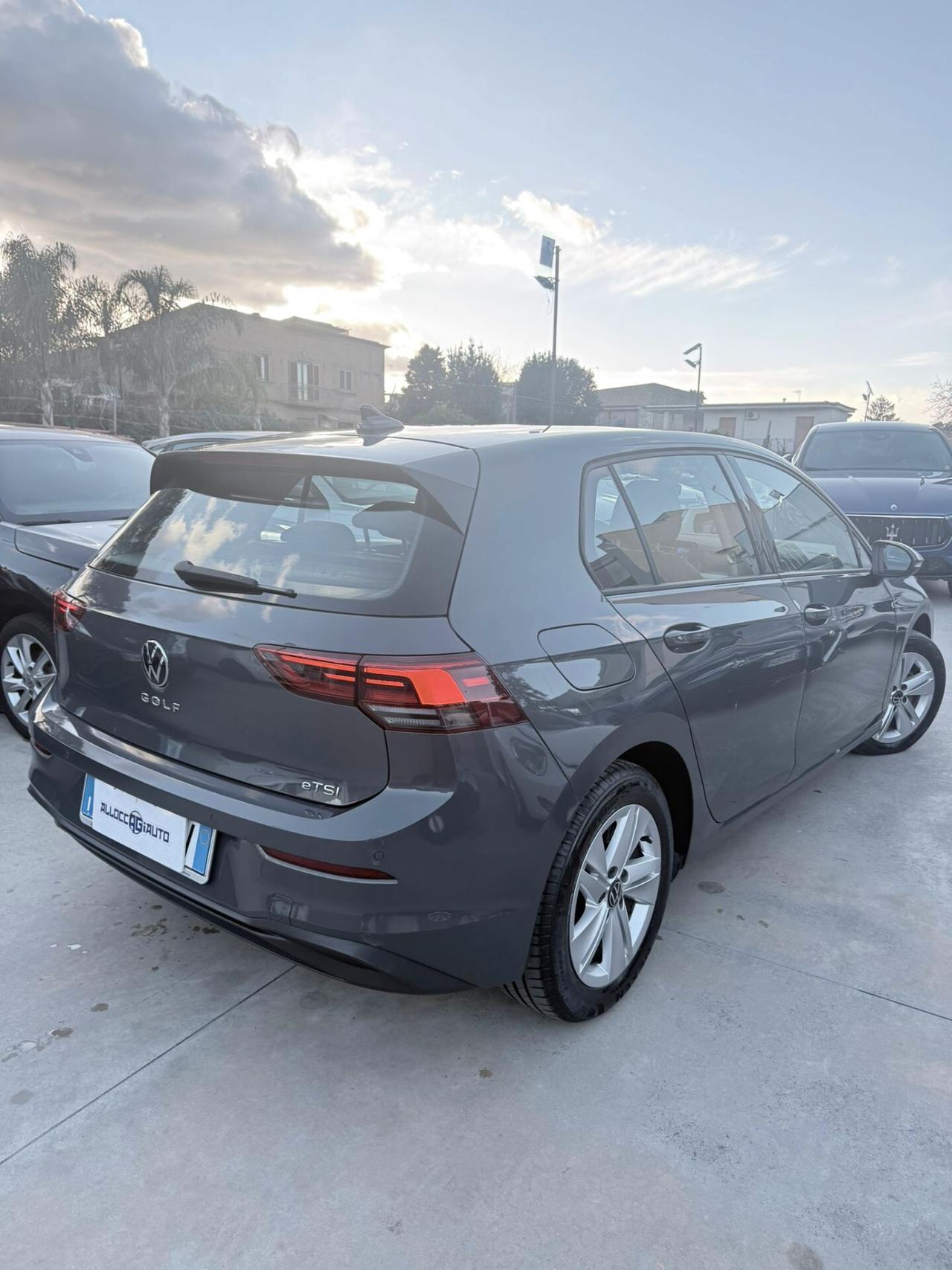 Volkswagen Golf 1.0 eTSI EVO DSG Life FULL LED