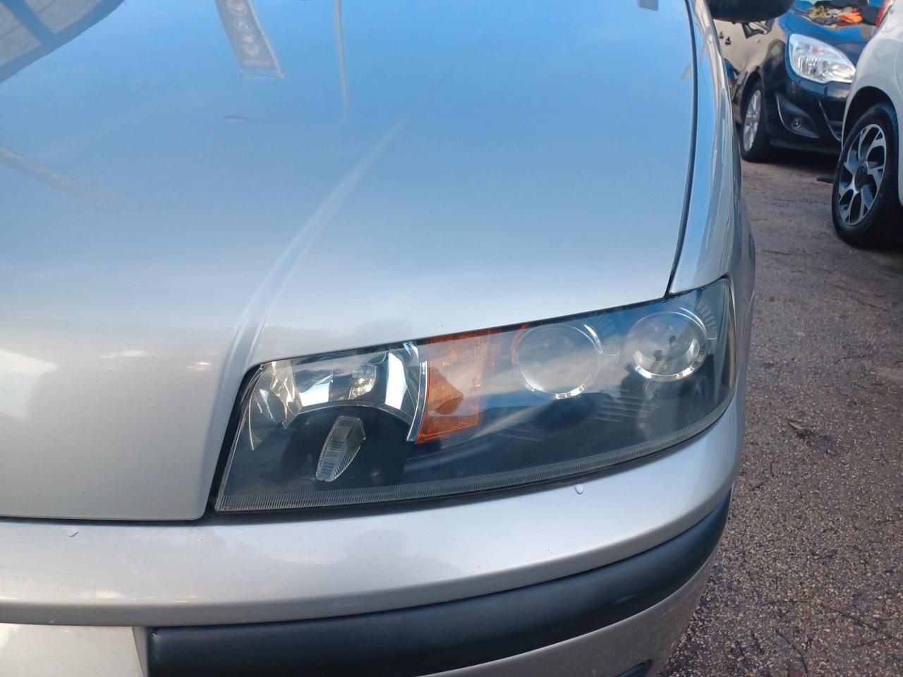 Fiat Punto 1.2 8 v Elx solo 90000 km