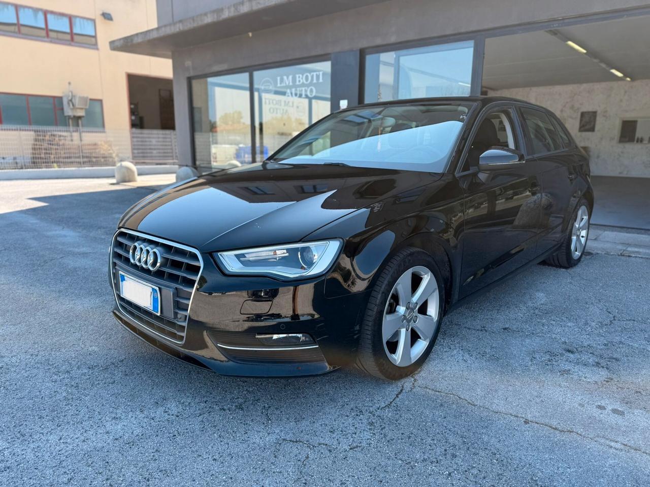 AUDI A3 1.6 TDI 2014 12 MESI DI GARANZIA