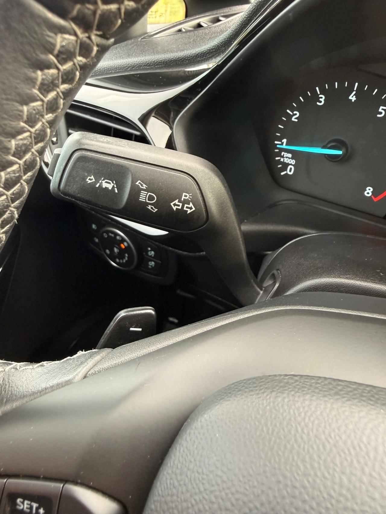 Ford Fiesta Plus 1.0 EcoBoost 100CV 5 porte Powershift motore nuovo