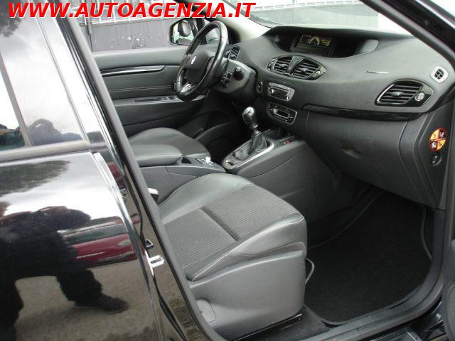 RENAULT Scenic Scénic XMod 1.5 dCi 110CV DE LUXE