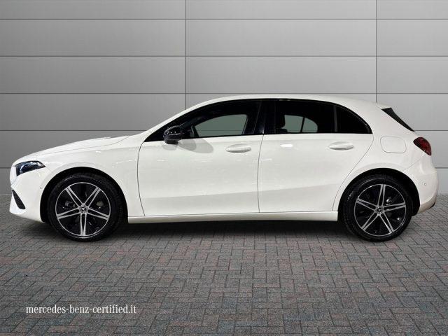 MERCEDES-BENZ A 250 e hybrid EQ Progressive Advanced