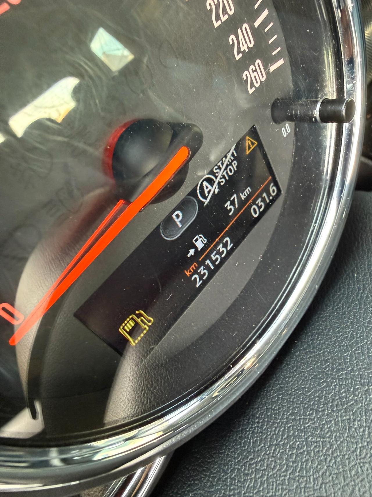 Mini Cooper D Clubman 2.0 Hype 06/2016