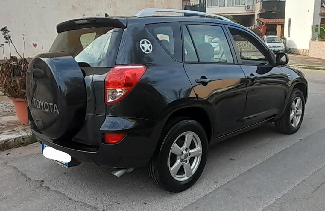 Toyota RAV 4 RAV4 2.2 D-4D 136 CV