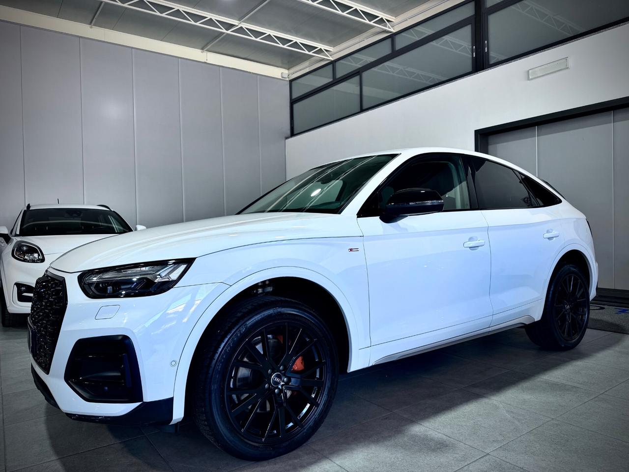Audi Q5 SPBK 2.0 TDI 204CV Quattro S-Tronic S-Line