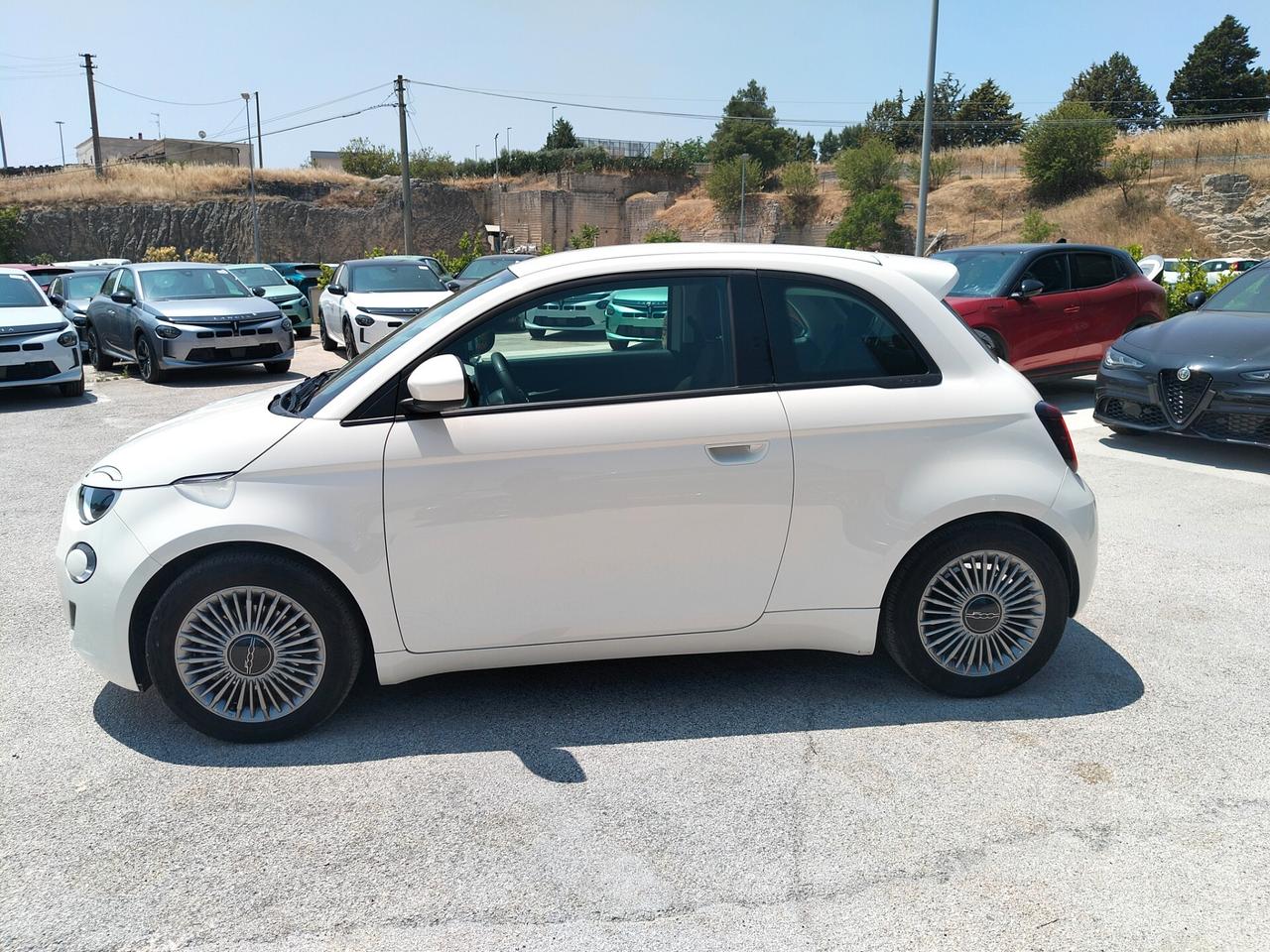 Fiat 500 500e Berlina 42 kWh Icon