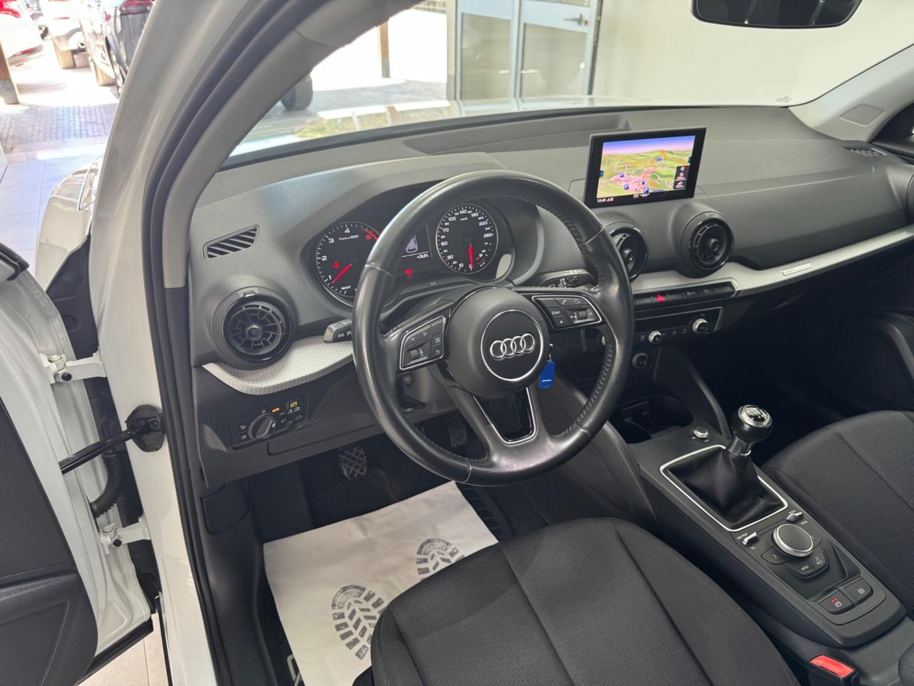 Audi Q2 35 TDI S tronic Business Design