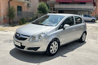 OPEL Corsa 1.2 5 porte Club