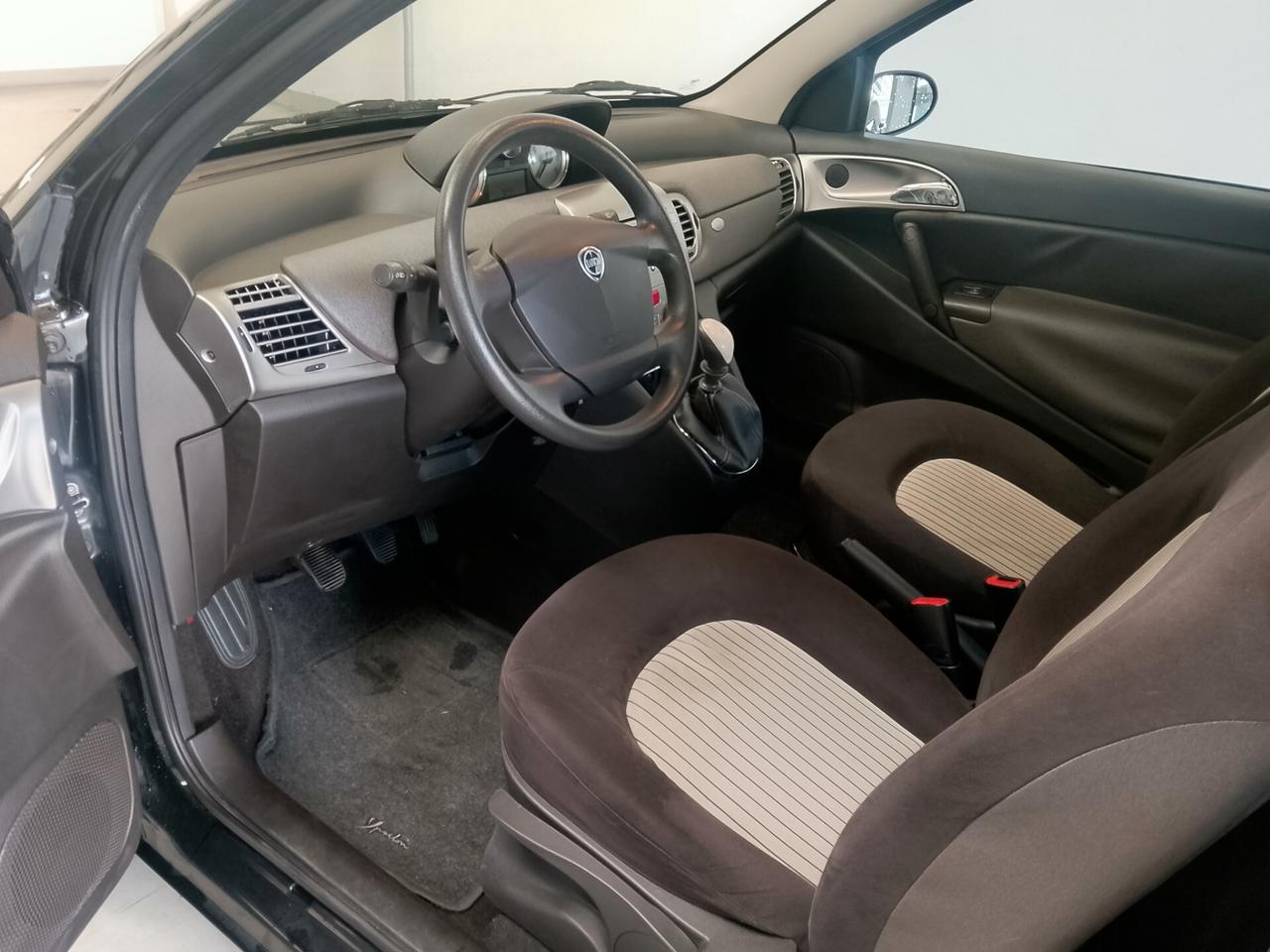 Lancia Ypsilon 1.2 benzina - FRIZIONE NUOVA