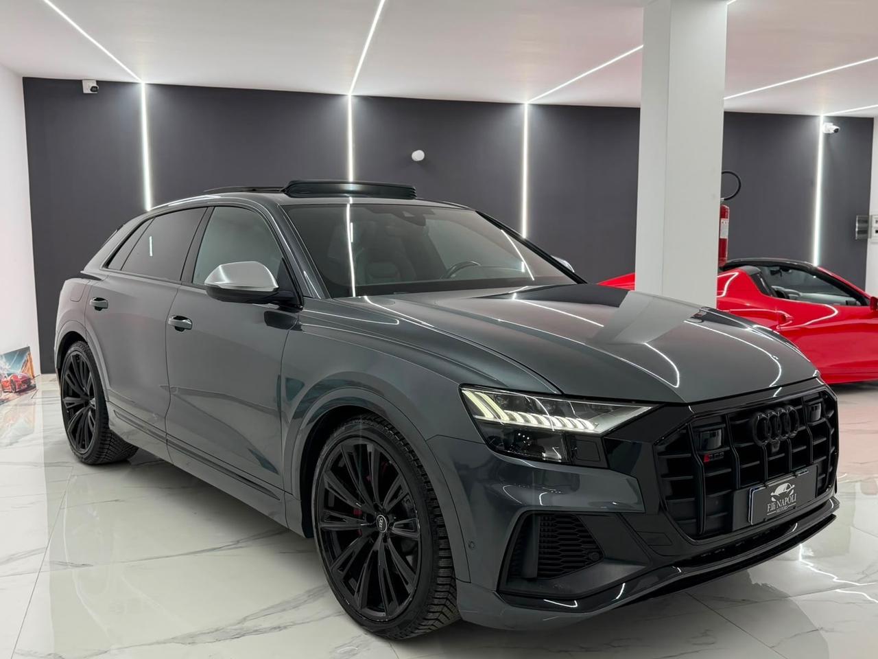 Audi Q8 SQ8 TFSI quattro tiptronic