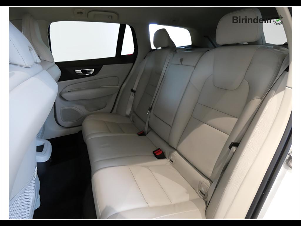 VOLVO V60 (2018-->) - V60 B4 (d) Geartronic Momentum Business