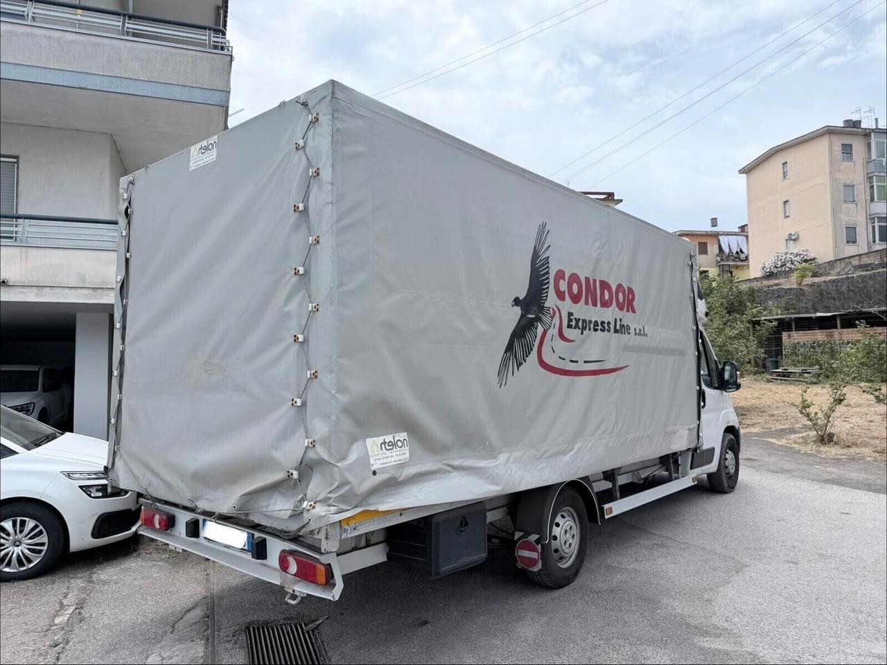 Peugeot BOXER CON CENTINA TELONE E POSTO LETTO