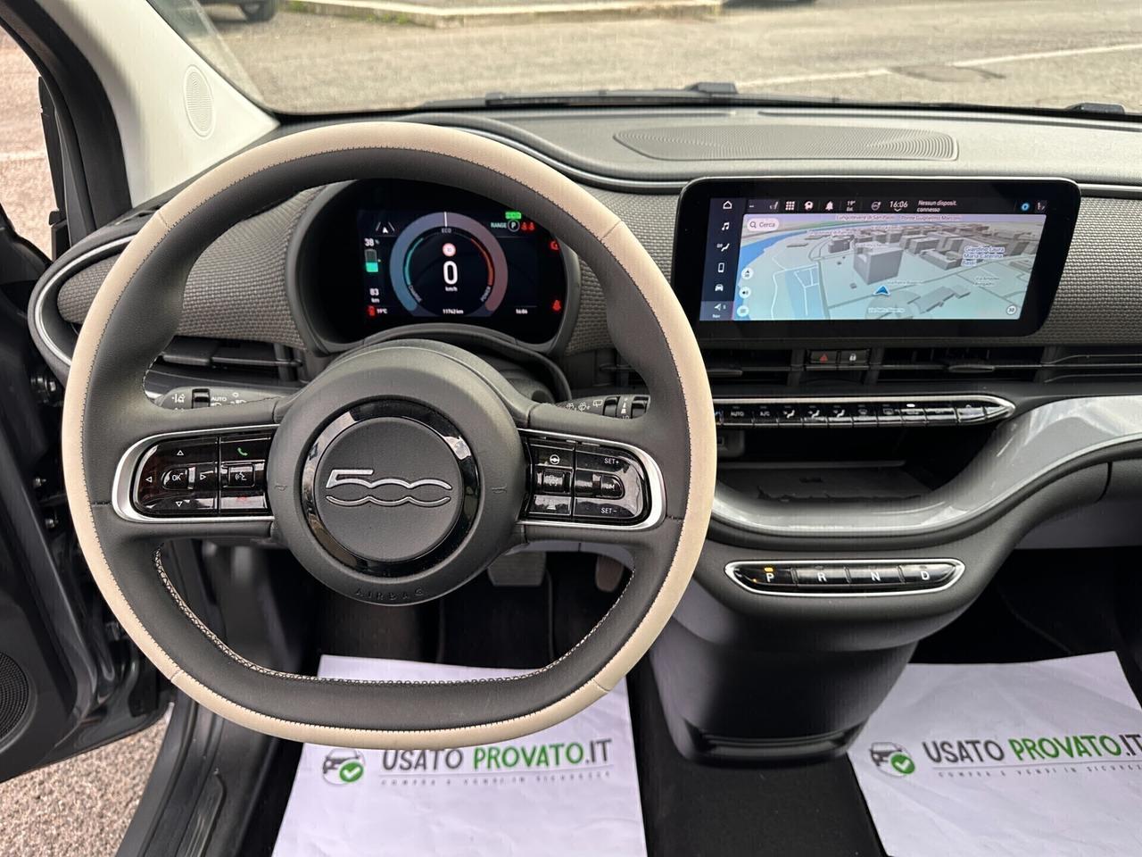 Fiat 500e La Prima 42kWh 118cv Tetto APRIBILE