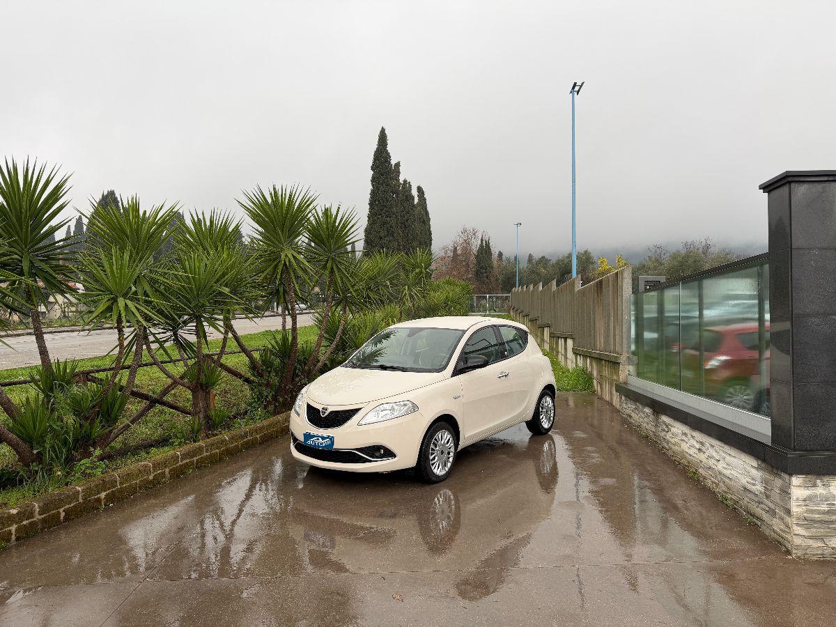 LANCIA - Ypsilon - 1.2 69 CV 5p. GPL Ecochic Gold