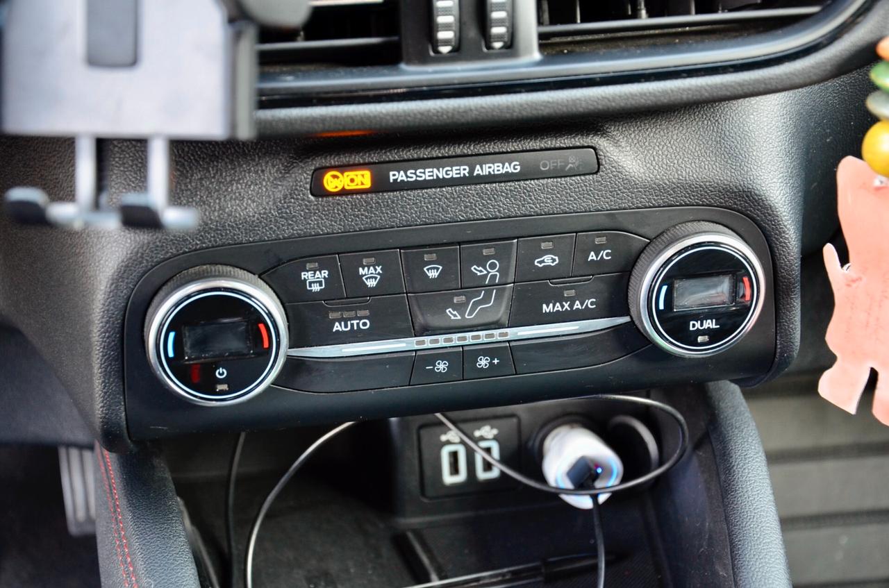 FORD KUGA 1.5 ECOBLUE ST-LINE X 2WD 120cv AUTO, UFF ITALIANA, EURO 6D, HI-FI B&O, NAVI, RETROCAMERA, SEDILI ELETTRICI, PERMUTE