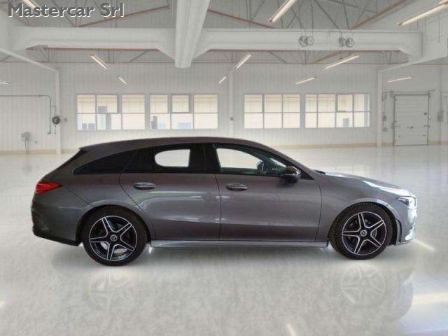 MERCEDES-BENZ CLA 180 CLA Shooting Brake Premium auto - GE748CY