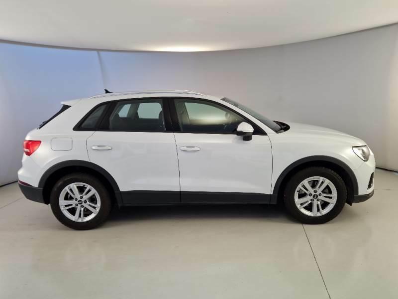 AUDI Q3 35 TDI S tronic Business