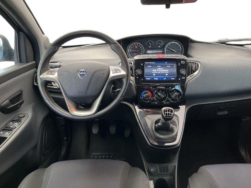 Lancia Ypsilon III 2021 1.0 firefly hybrid Gold Plus s&s 70cv 5p.ti