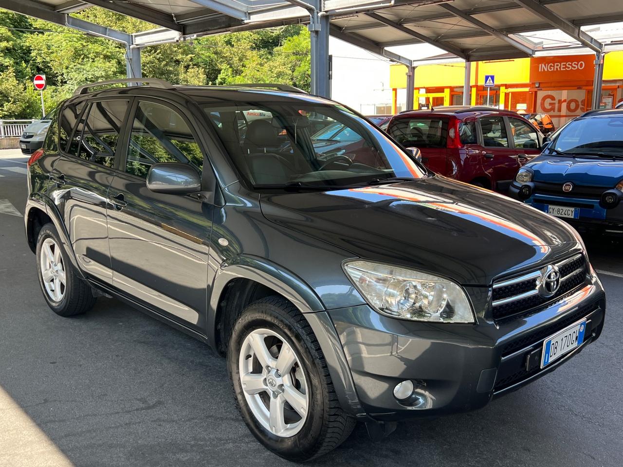 Toyota RAV4 2.2 D-4D 4x4 136 CV PERFETTA - 2007
