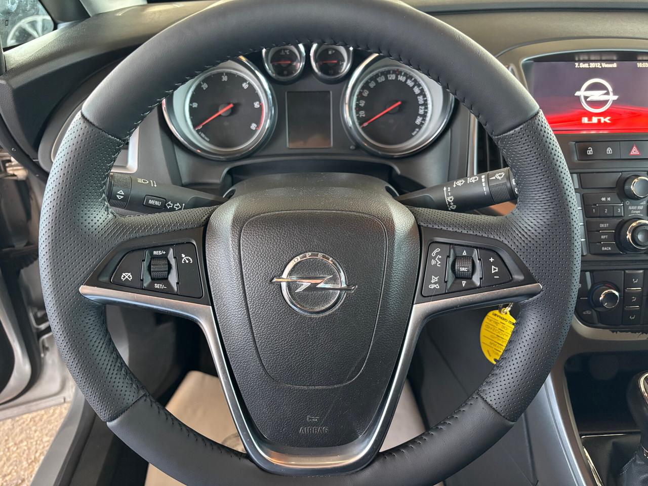 Opel Astra 1.7 CDTI 110CV Sports Tourer Cosmo NEOPATENTATO