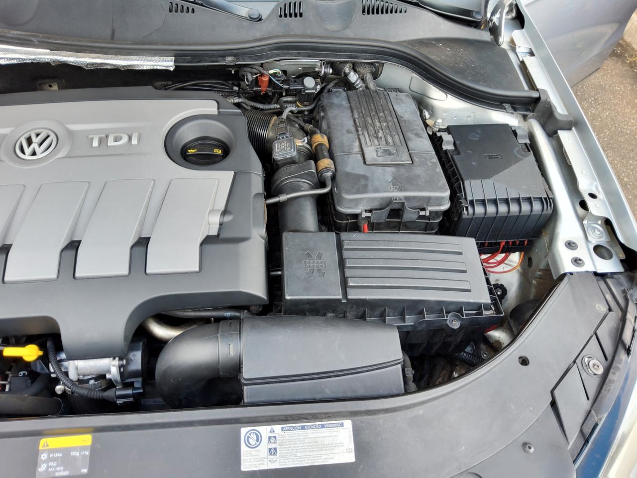 Volkswagen Passat Var. Bs. 1.6 TDI DSG Comf. BMT
