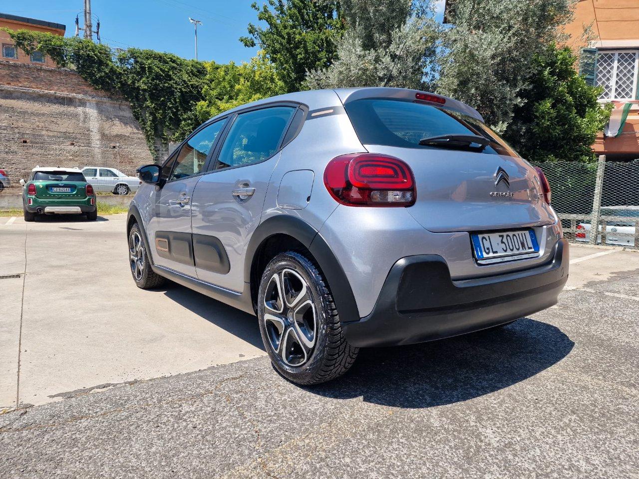 Citroen C3 1.2 GPL Shine s&s 83cv neopatentati