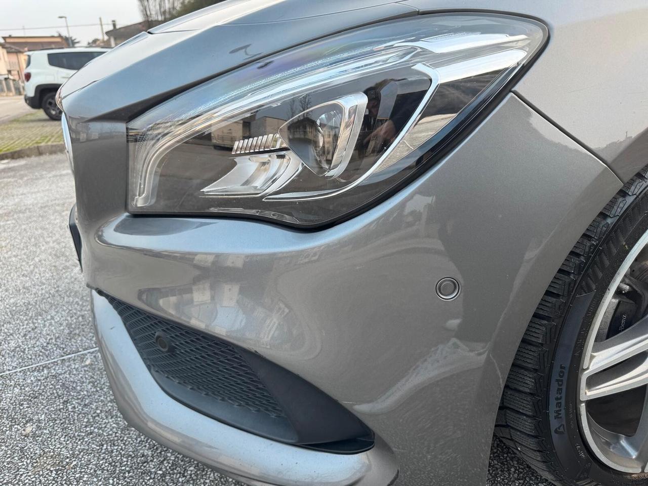 Mercedes-benz CLA 200 d S.W. 4Matic Automatic Business NEOPATENTATI