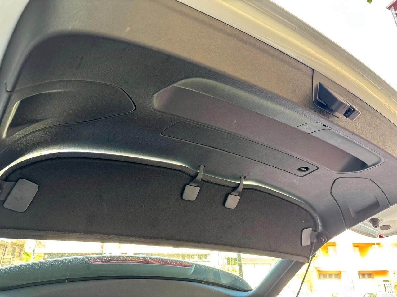 Audi Q3 2.0 TDI 140CV - 2014