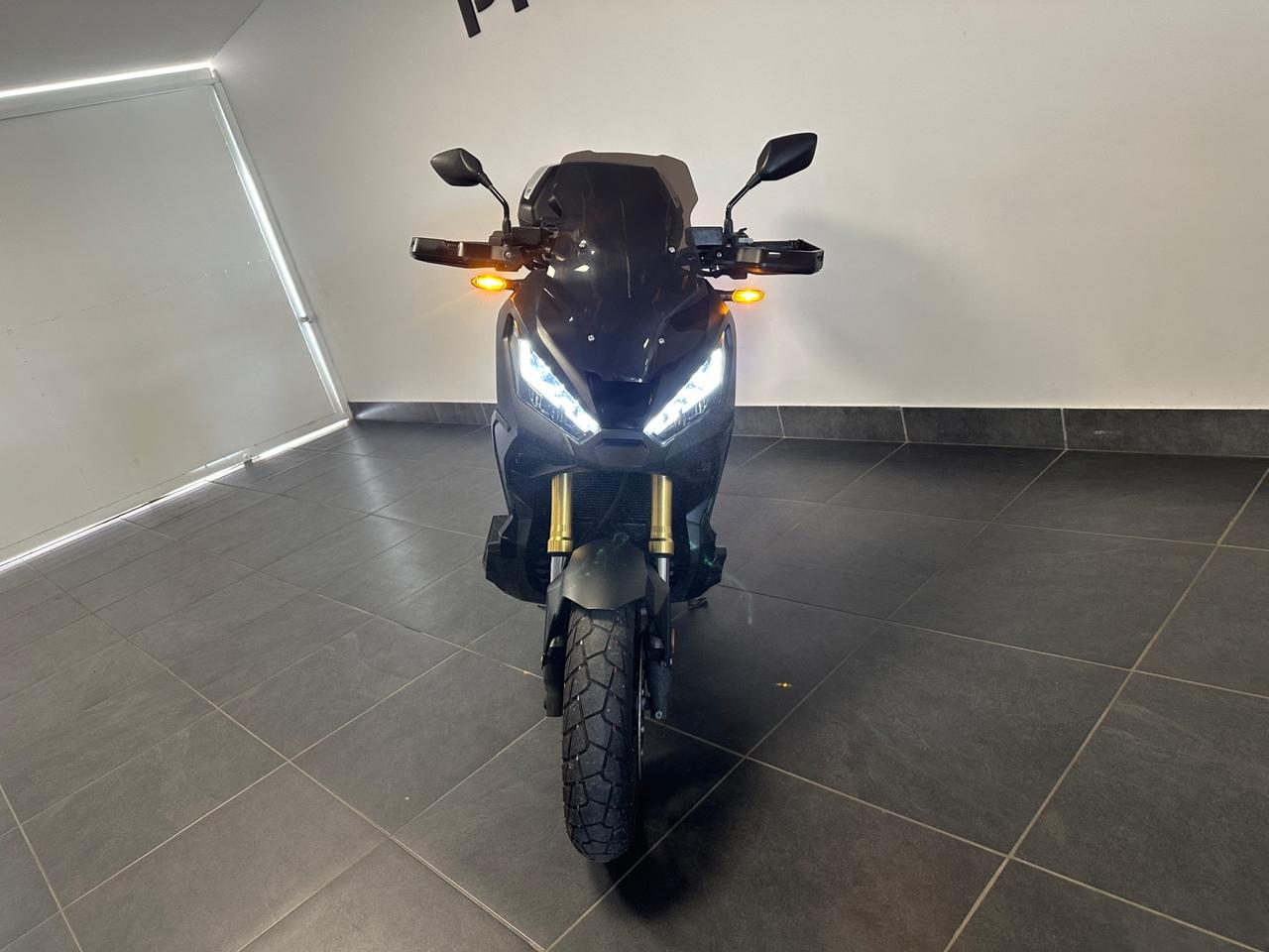 HONDA X-ADV 750 2024 UNIPRO BAULETTO FULL LED