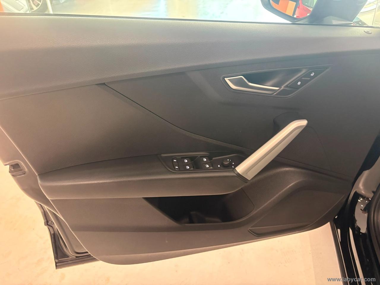 AUDI Q2 2.0 TDI quattro S tronic Business