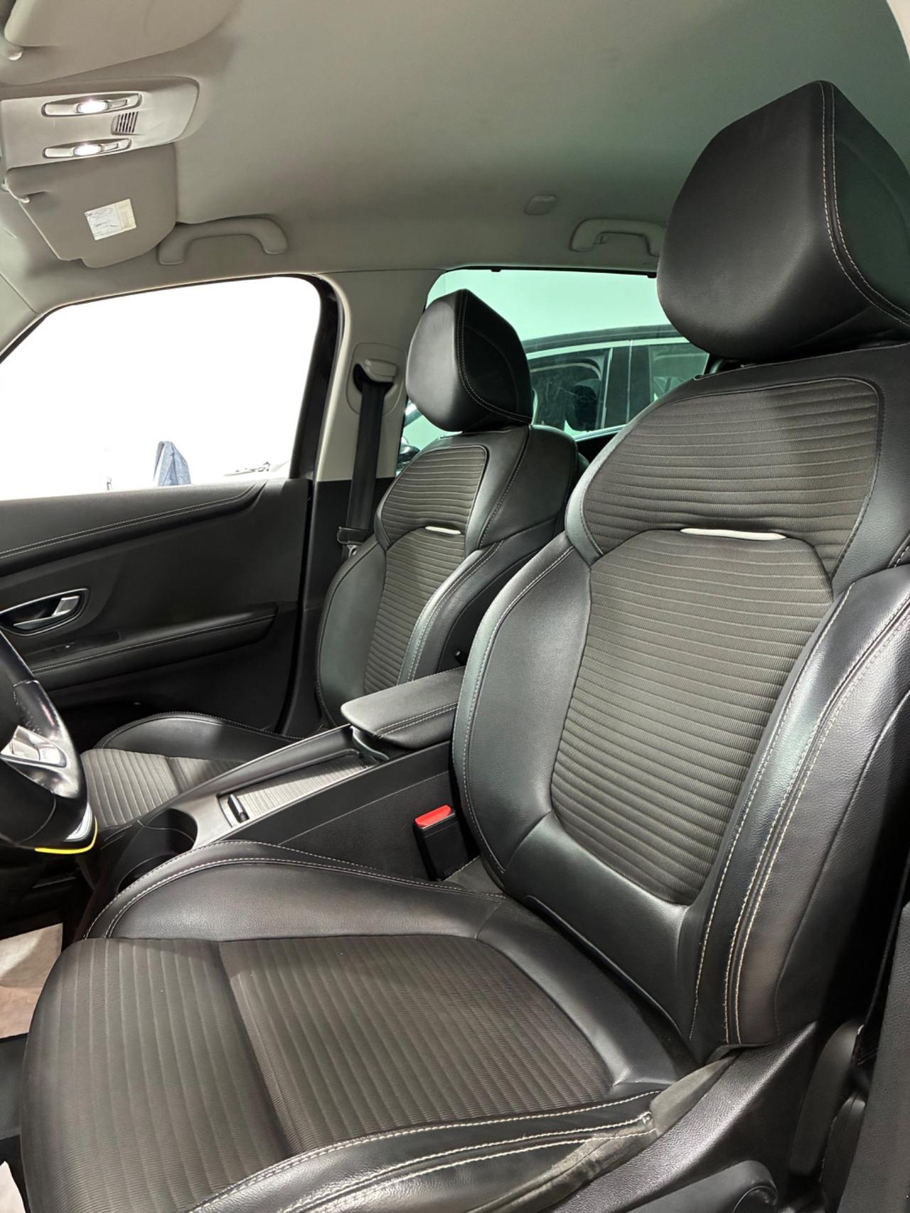 Renault Grand Scenic dCi 8V 110 CV Energy Intens