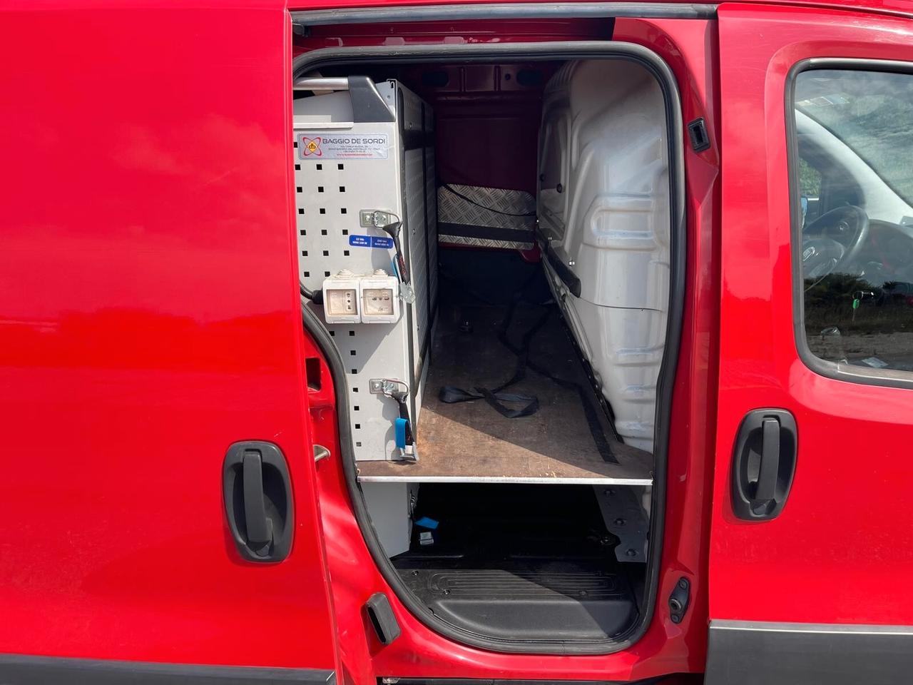 Fiat Fiorino 1.3 MJT 95CV Cargo Adventure