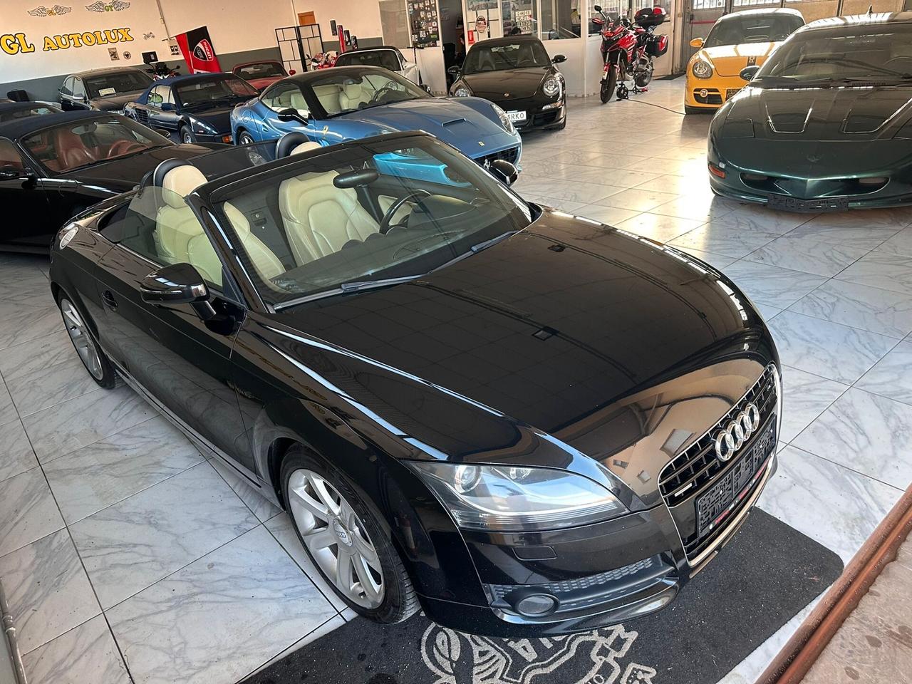 Audi TT Roadster 3.2 V6 quattro S tronic Permute