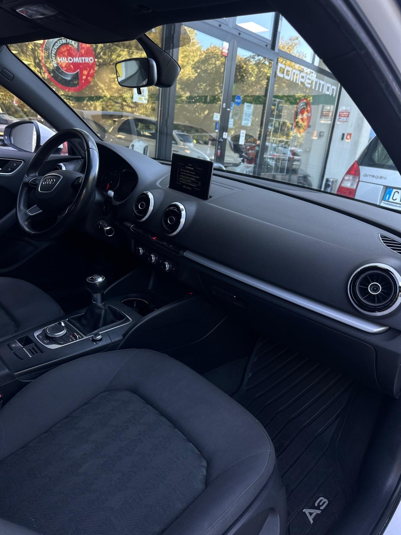 Audi A3 SPB 1.6 TDI clean diesel quattro edition