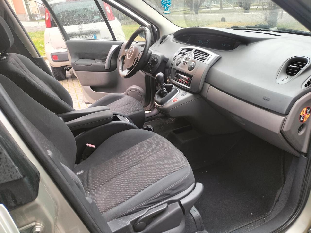 Renault Scenic Scénic 1.5 dCi/105CV