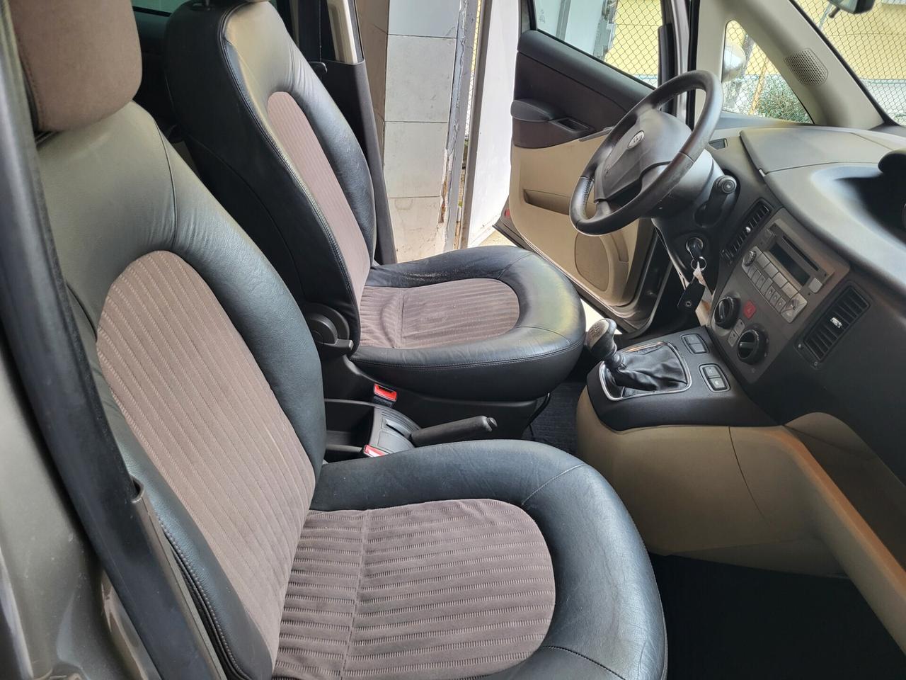 Lancia MUSA 1.4 16V Platino con tetto apribile