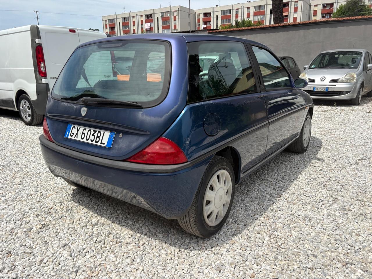 Lancia Y 1.2i cat LS