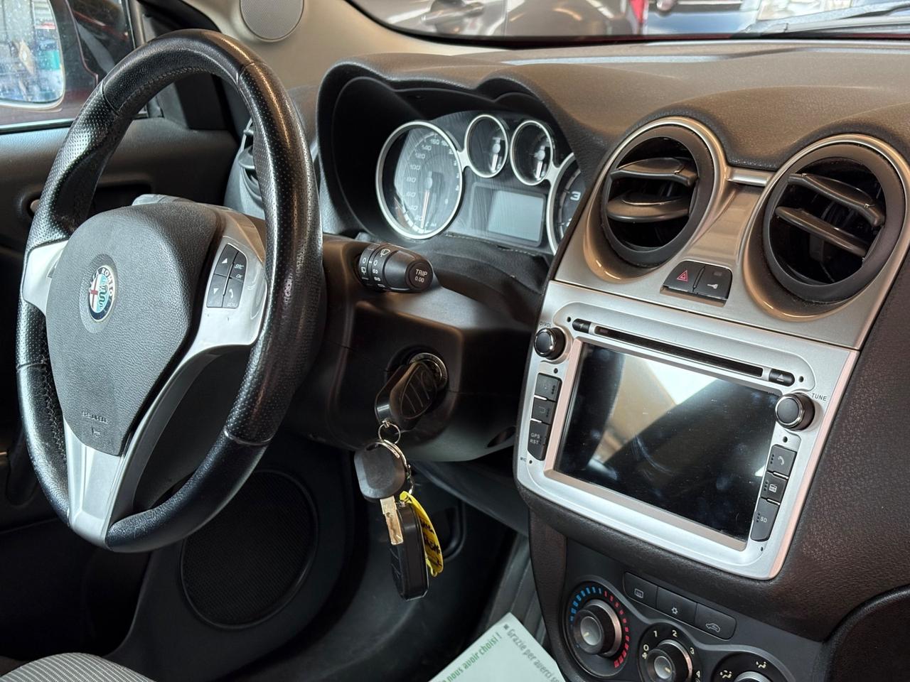 Alfa Romeo MiTo 1.4 78 CV Distinctive Premium Pack