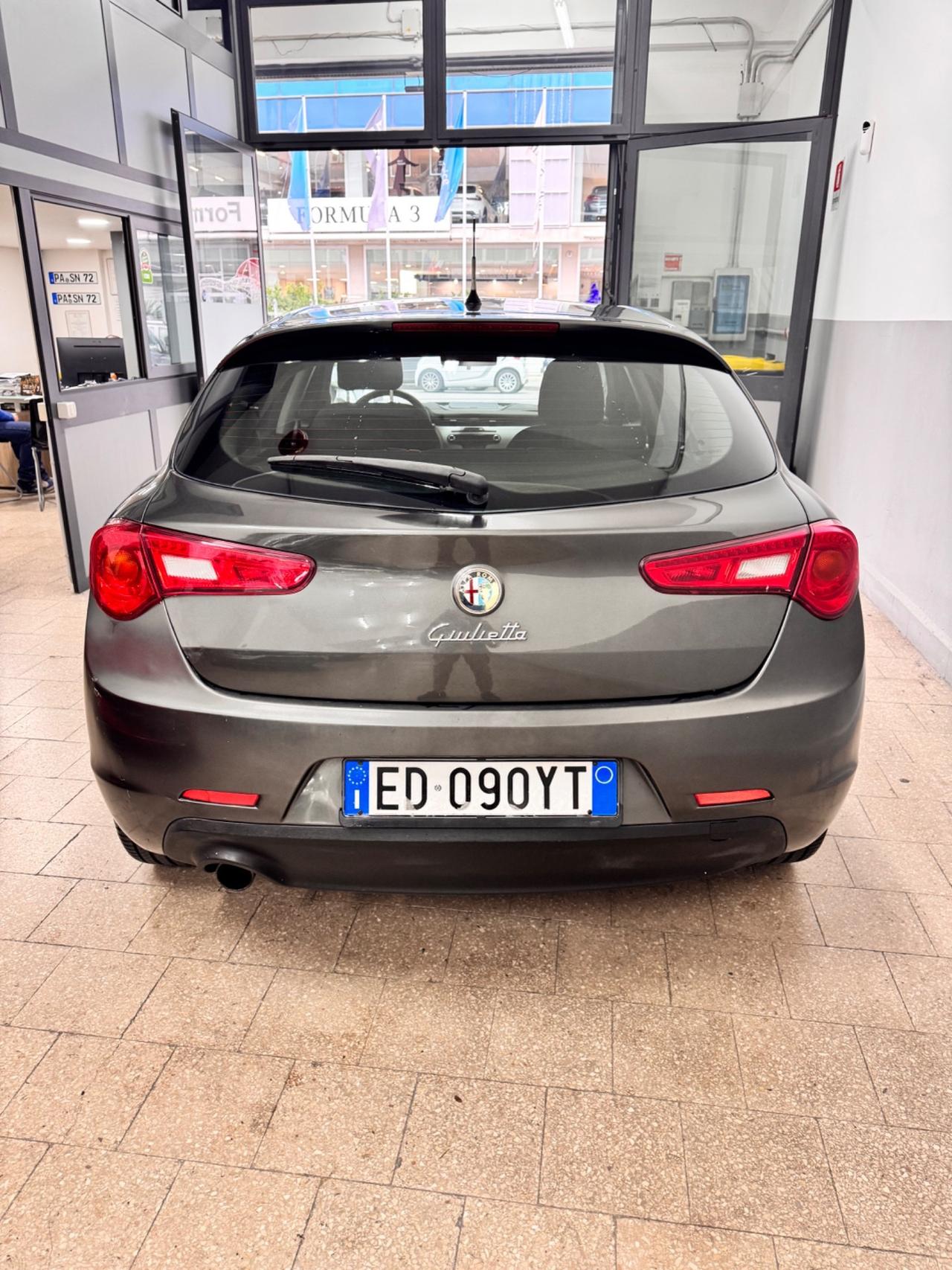 Alfa Romeo Giulietta 1.6 JTDm 105 Cv Distinctive