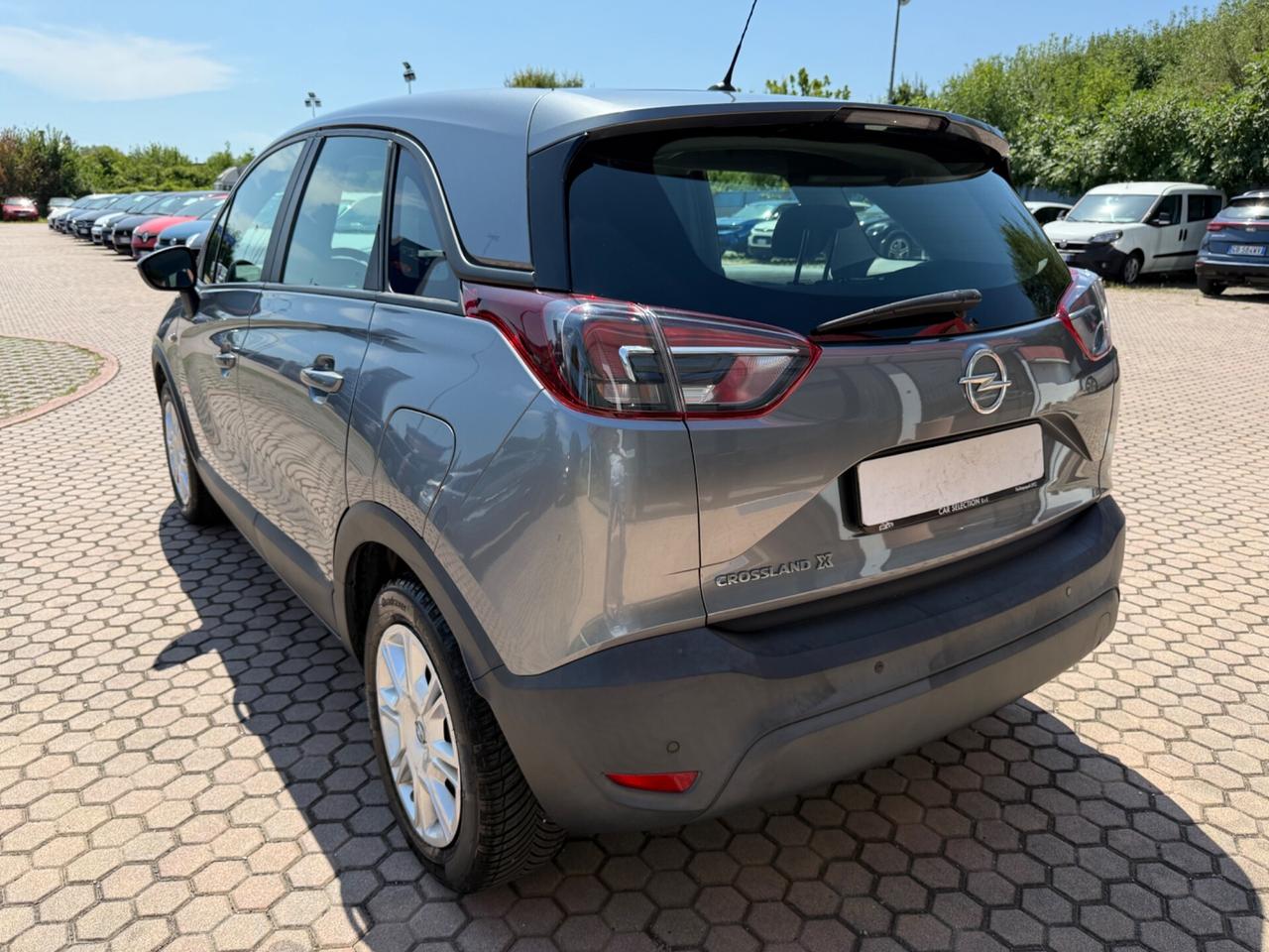 Opel Crossland X 1.2 12V OK NEOPATENTATI